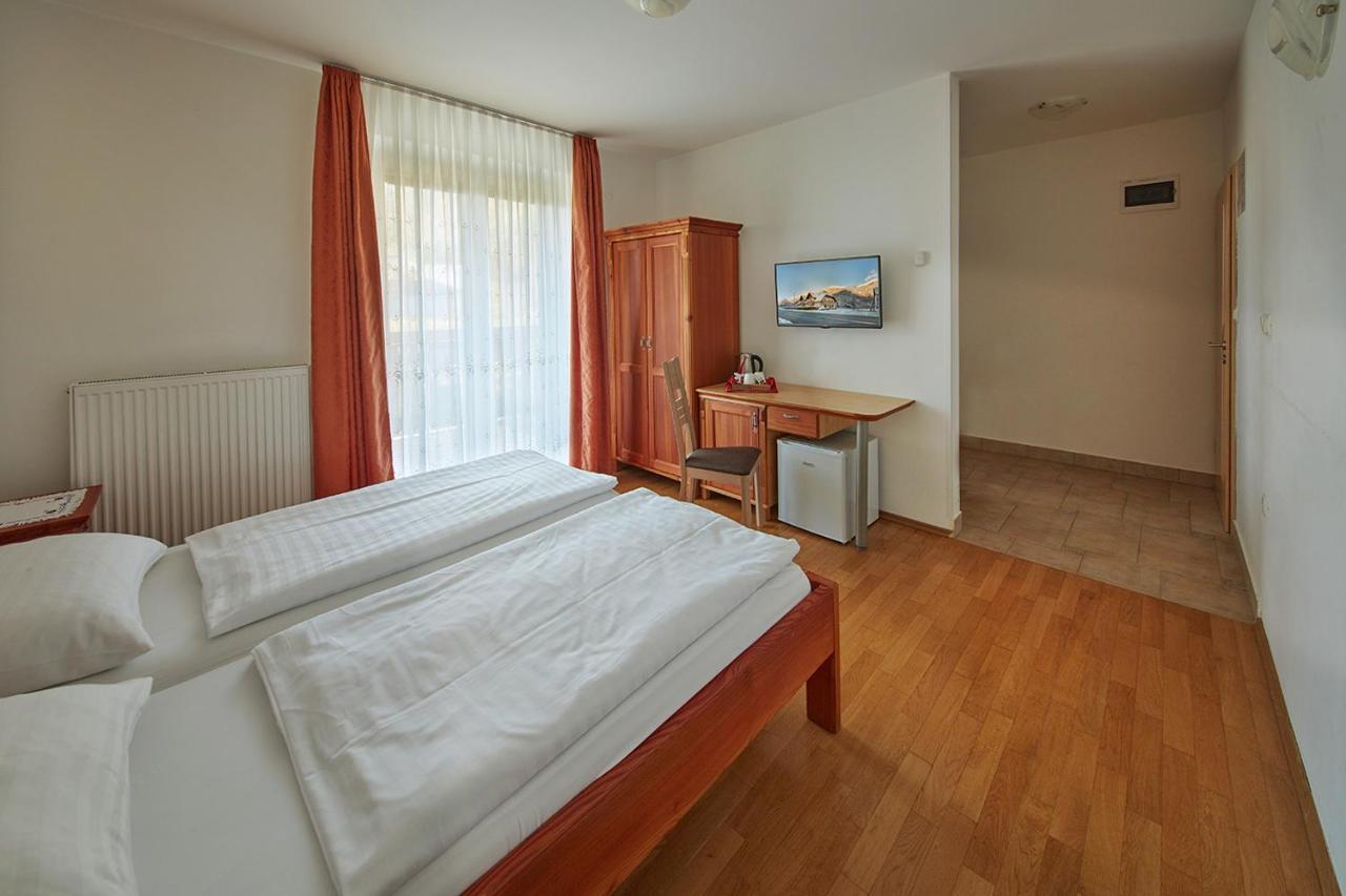 Rute Hotel And Apartments Kranjska Gora Luaran gambar