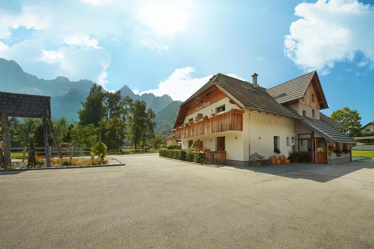 Rute Hotel And Apartments Kranjska Gora Luaran gambar